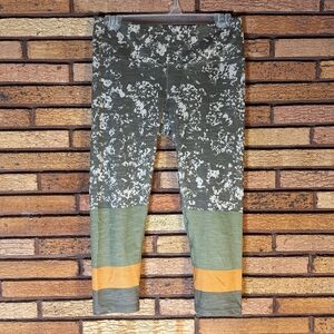 Olive Floral-Print Cropped Leggings with Contrast Hem